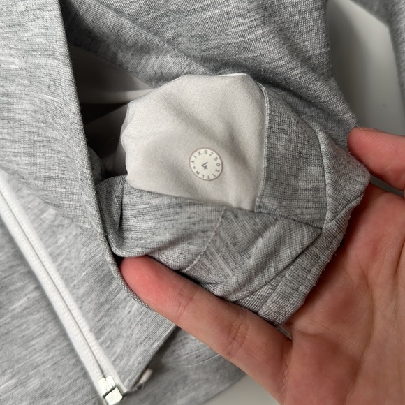 Lululemon Minimal Hoodie Womens Size 4 Grey - Picture 4 of 6